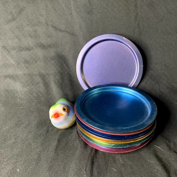 8 Colorful Aluminum Coasters - Picture 7 of 8
